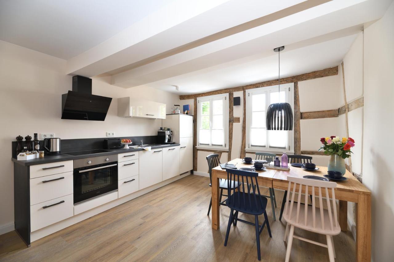 Das Schiefe Haus- Wohnung "Nibelungen" Heppenheim  Luaran gambar