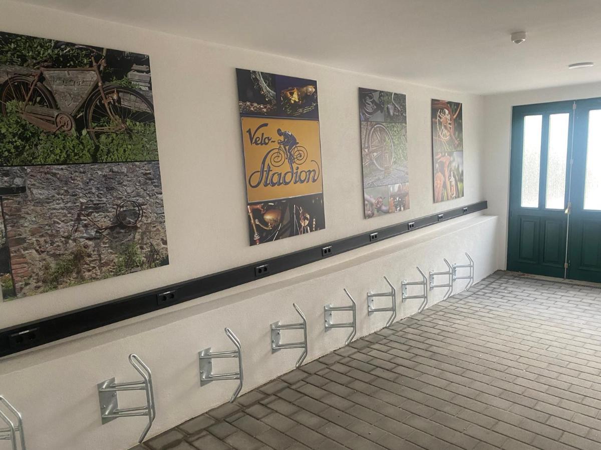 Das Schiefe Haus- Wohnung "Nibelungen" Heppenheim  Luaran gambar